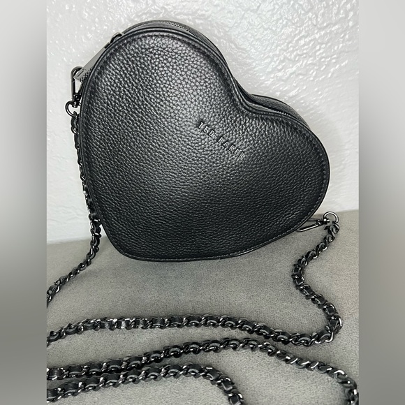 Ted Baker Amellie Heart Shaped Black Genuine Leather Crossbody Chain Strap - Picture 2 of 10